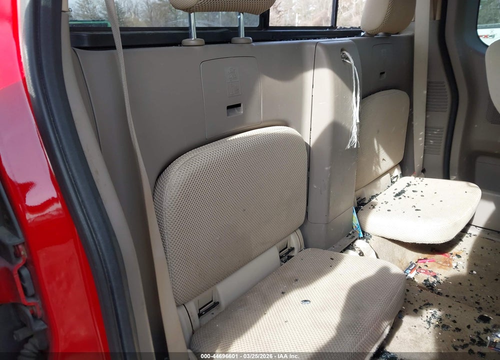 2011 SUZUKI EQUATOR SPORT VIN: 5Z61D0CW4BC413096