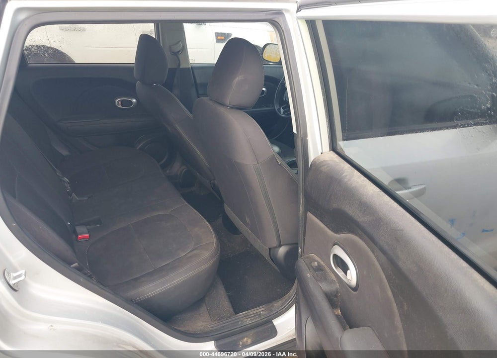 2015 KIA SOUL VIN: KNDJN2A28F7753079