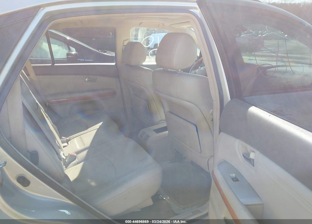 2005 LEXUS RX 330 VIN: 2T2HA31U45C041520