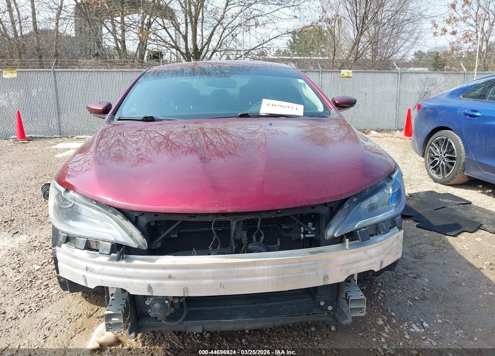 2016 CHRYSLER 200 C VIN: 1C3CCCCBXGN110543