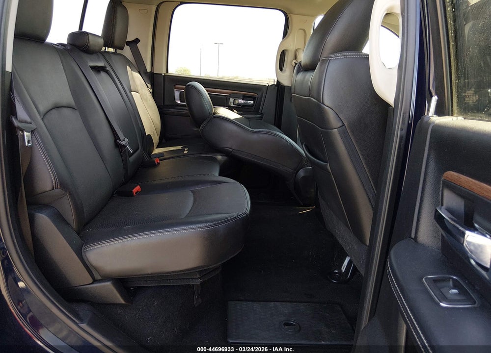 2015 RAM 2500 LAIE VIN: 3C6UR5FL8FG603070
