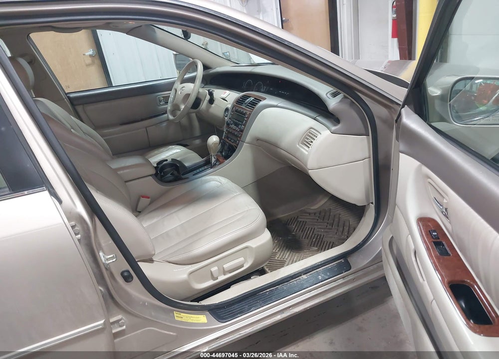 2002 TOYOTA AVALON XLS VIN: 4T1BF28B52U216300