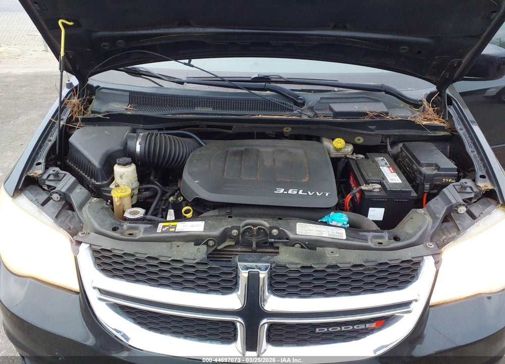 2013 DODGE GRAND CARAVAN SXT VIN: 2C4RDGCGXDR685987