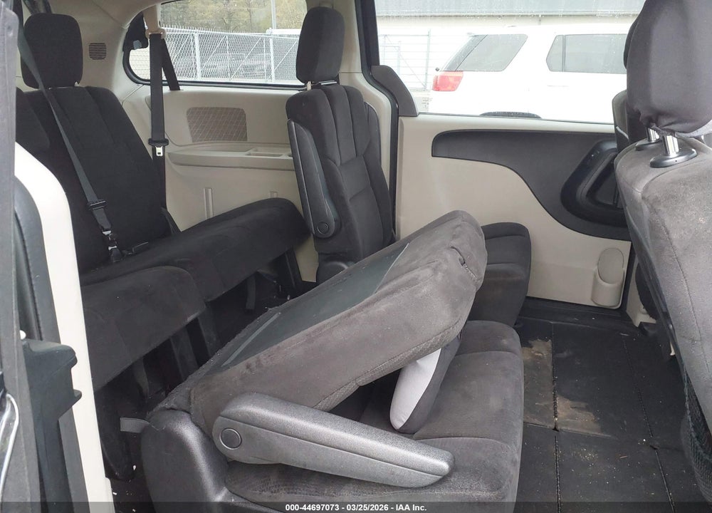 2013 DODGE GRAND CARAVAN SXT VIN: 2C4RDGCGXDR685987