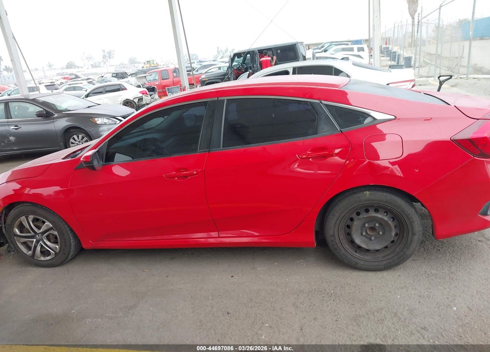 2018 HONDA CIVIC LX VIN: 2HGFC2F69JH511438