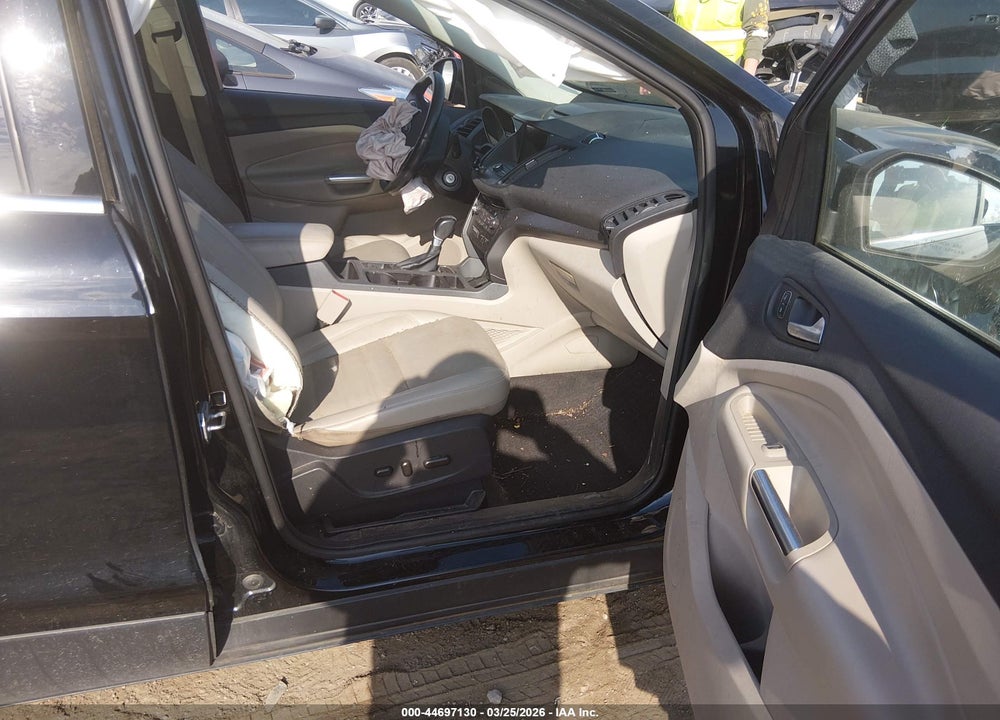 2017 FORD ESCAPE SE VIN: 1FMCU0G92HUC01341