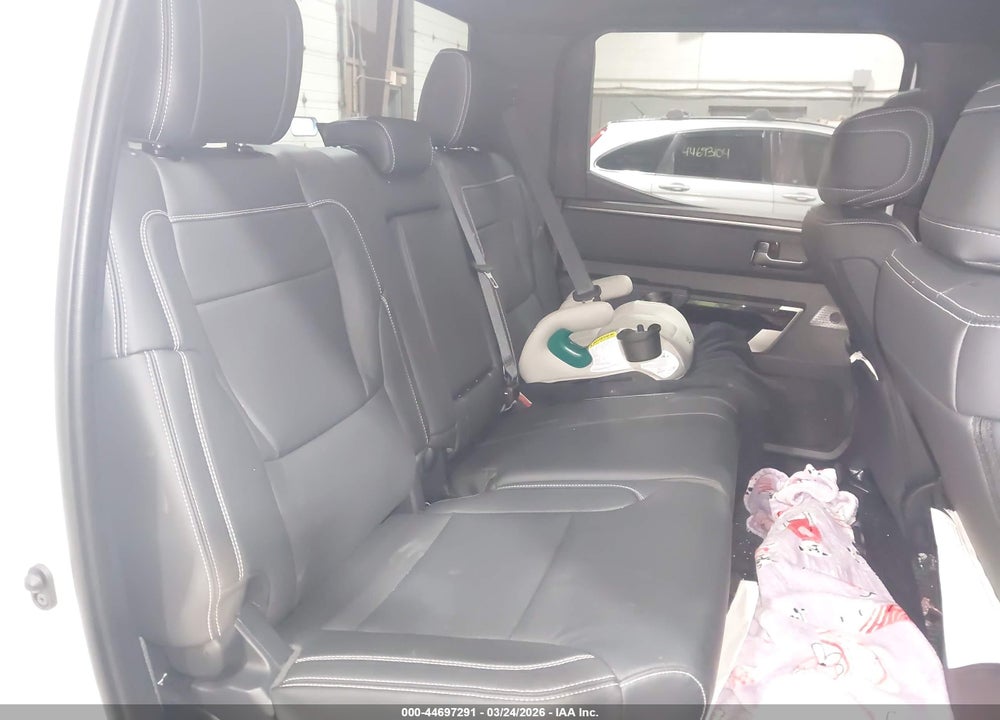 2026 TOYOTA TUNDRA HYBRID LIMITED CREWMAX 6.4' BED VIN: 5TFWC5DB5TX116459