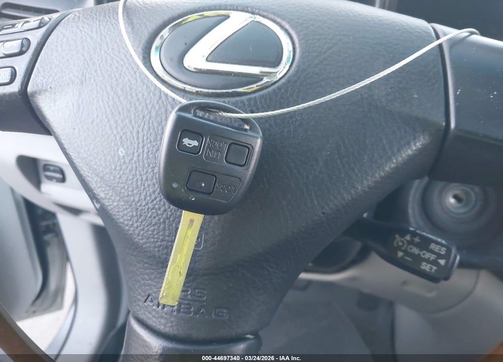 2004 LEXUS RX 330 VIN: JTJGA31U840014035