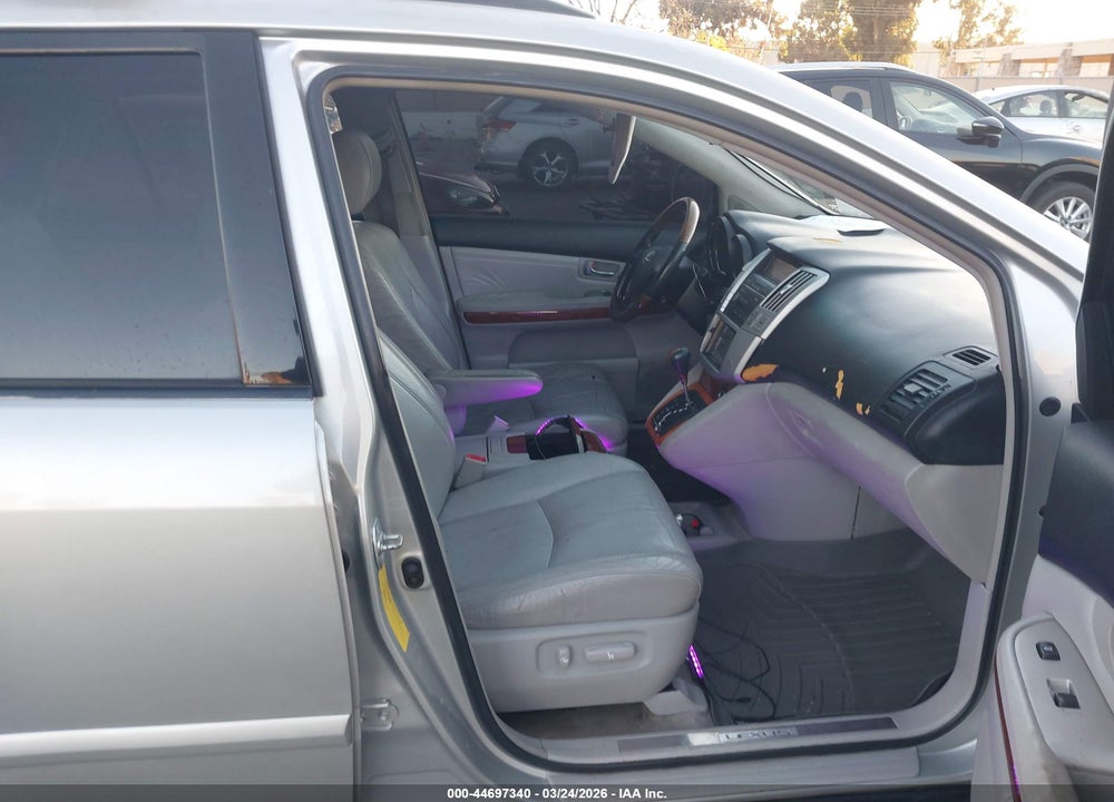 2004 LEXUS RX 330 VIN: JTJGA31U840014035