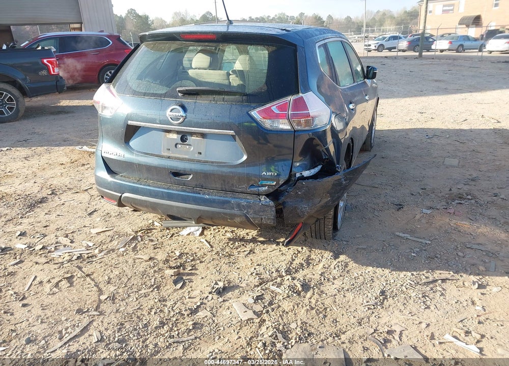 2014 NISSAN ROGUE S VIN: 5N1AT2MV2EC765810