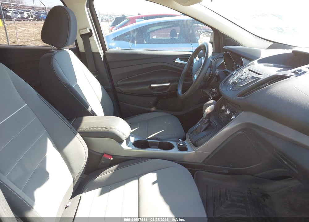 2015 FORD ESCAPE SE VIN: 1FMCU0GX2FUB92569