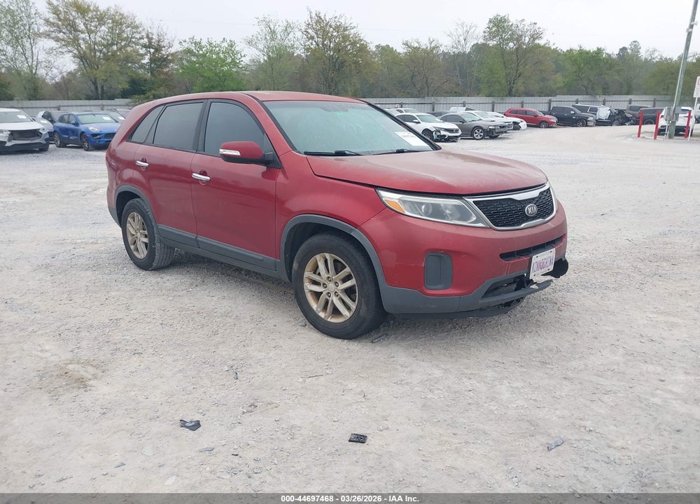 2015 KIA SORENTO LX VIN: 5XYKT3A6XFG590778