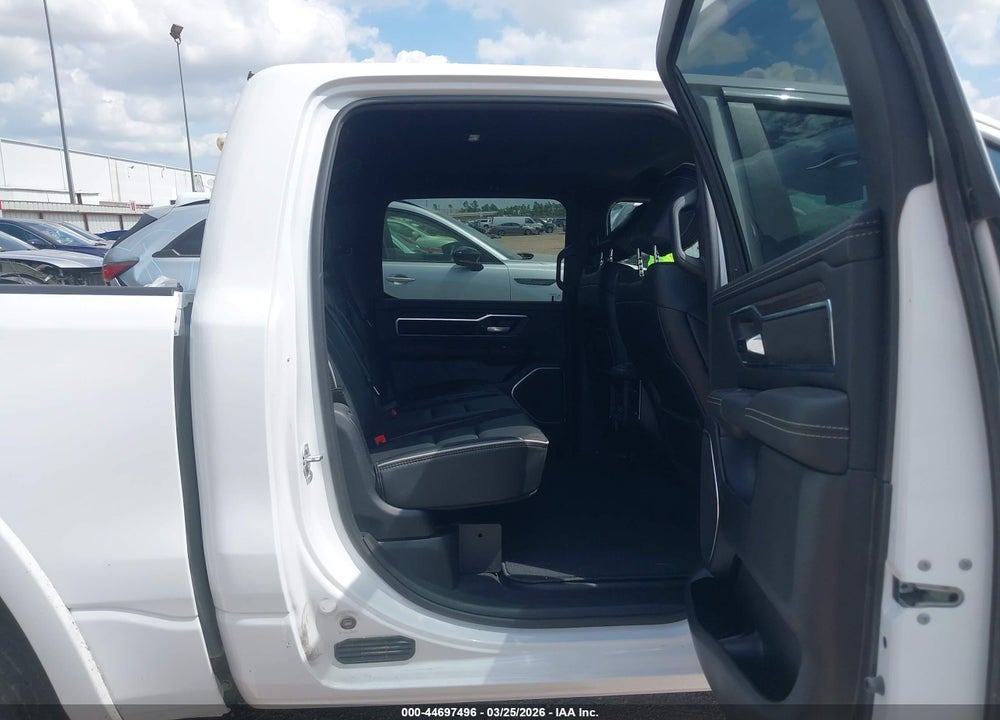 2026 RAM 1500 LAIE  4X4 5'7 BOX VIN: 1C6SRFJP2TN259147