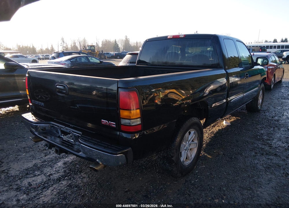 2004 GMC SIERRA 1500 SLE VIN: 2GTEK19V141111526