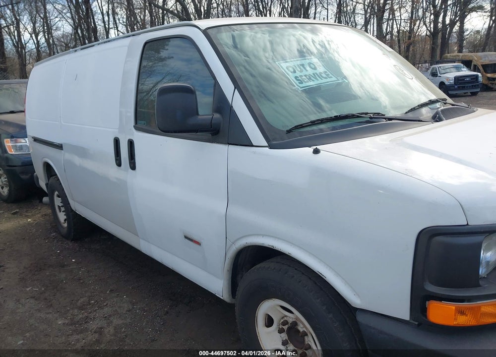 2017 CHEVROLET EXPRESS 2500 WORK VAN VIN: 1GCWGAF11H1315956