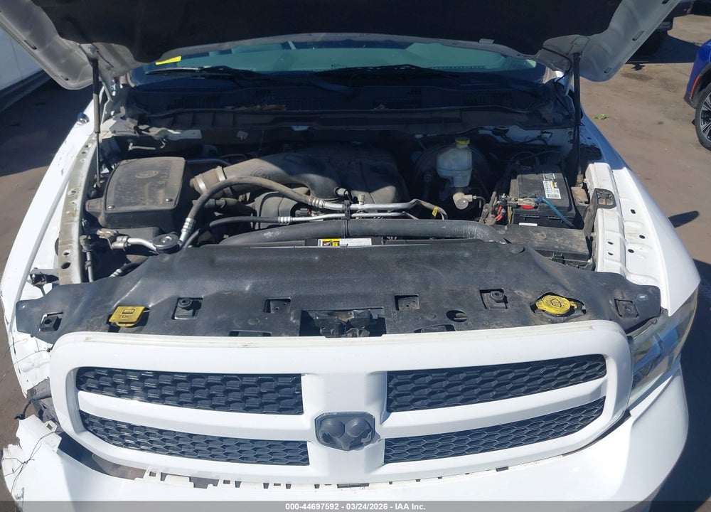 2015 RAM 1500 EXPRESS VIN: 1C6RR6FT3FS541730
