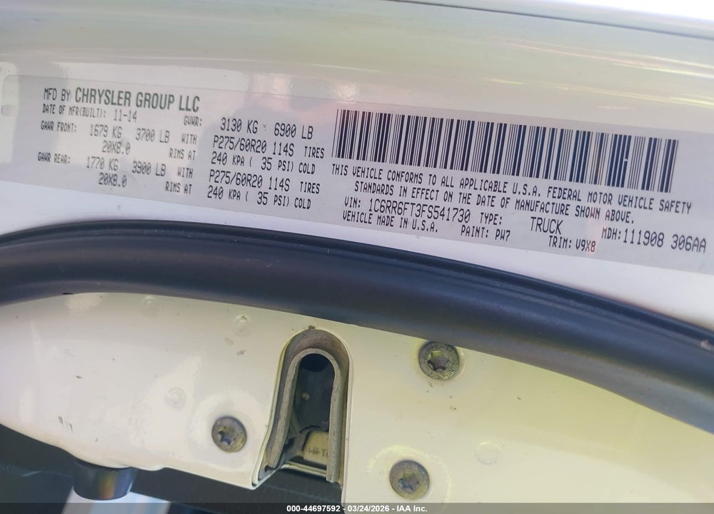 2015 RAM 1500 EXPRESS VIN: 1C6RR6FT3FS541730