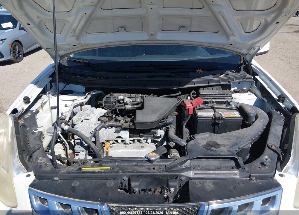 2013 NISSAN ROGUE SV VIN: JN8AS5MV6DW645261