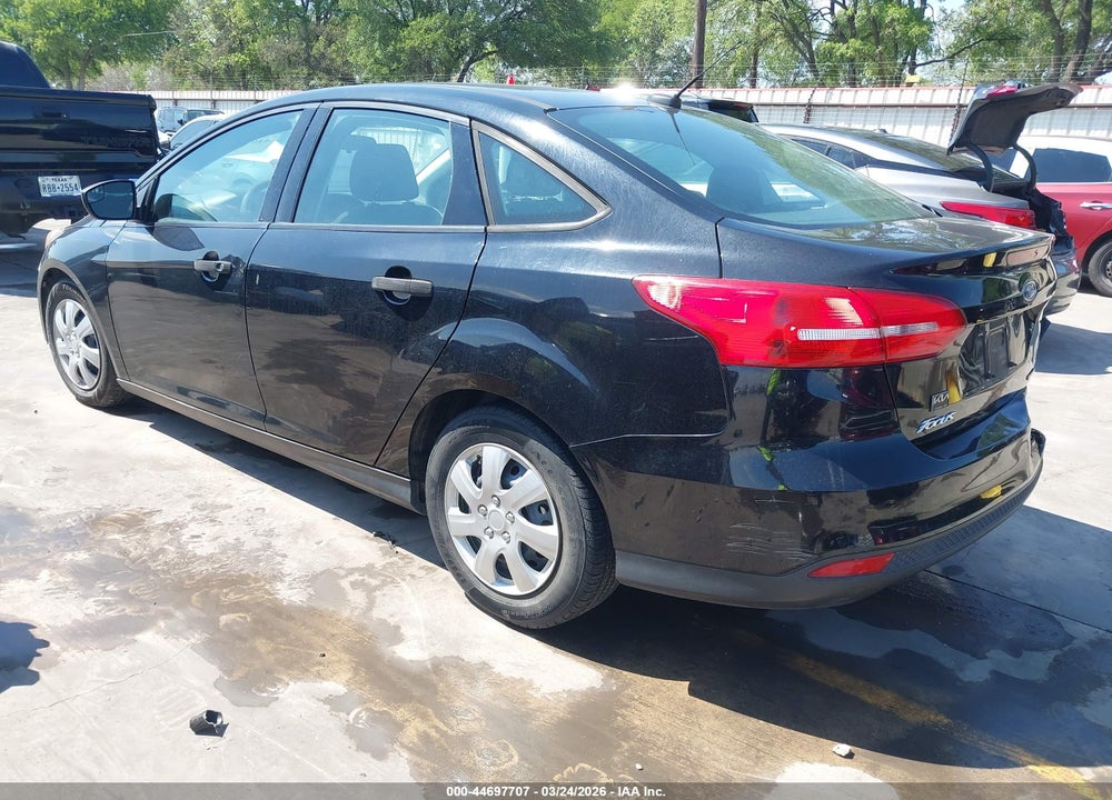 2016 FORD FOCUS S VIN: 1FADP3E21GL202949