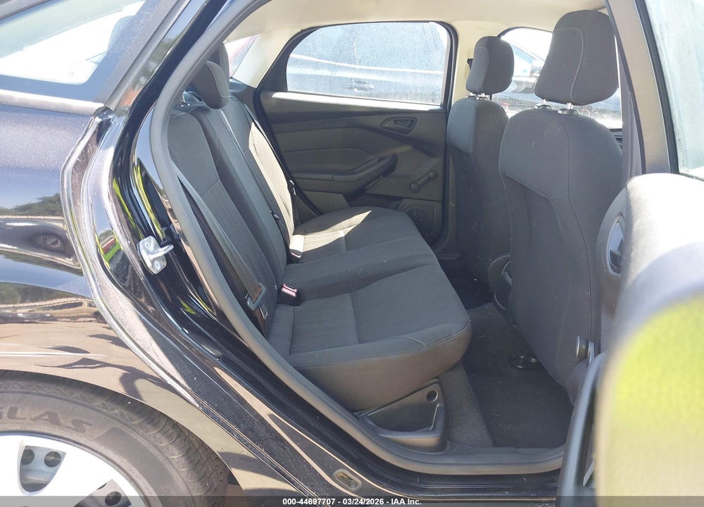 2016 FORD FOCUS S VIN: 1FADP3E21GL202949