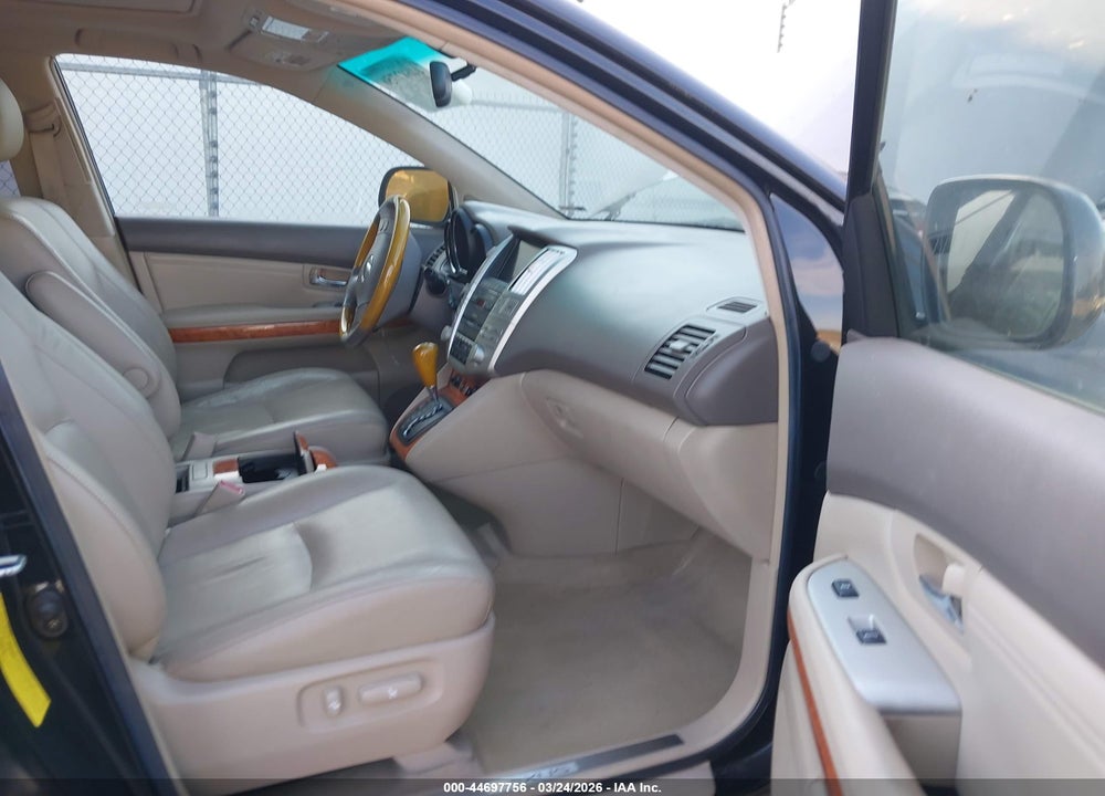 2004 LEXUS RX 330 VIN: JTJGA31U640042464