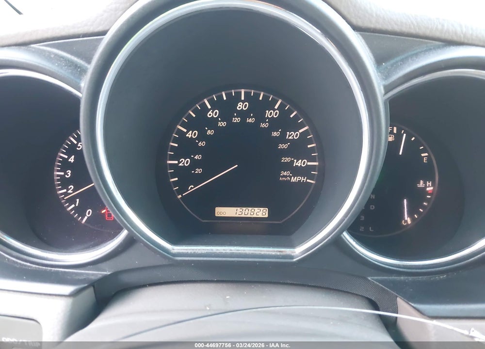 2004 LEXUS RX 330 VIN: JTJGA31U640042464