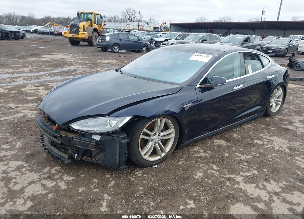2015 TESLA MODEL S VIN: 5YJSA1H29FF085898