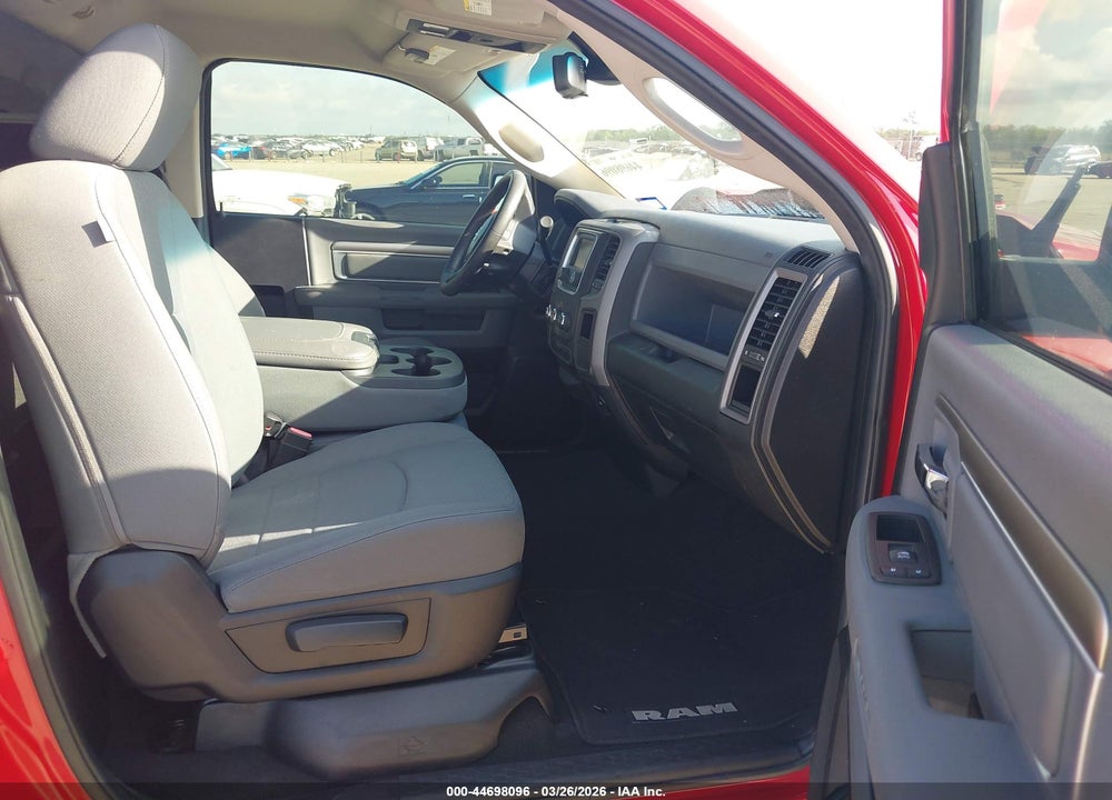 2014 RAM 1500 EXPRESS VIN: 3C6JR6AT7EG158545
