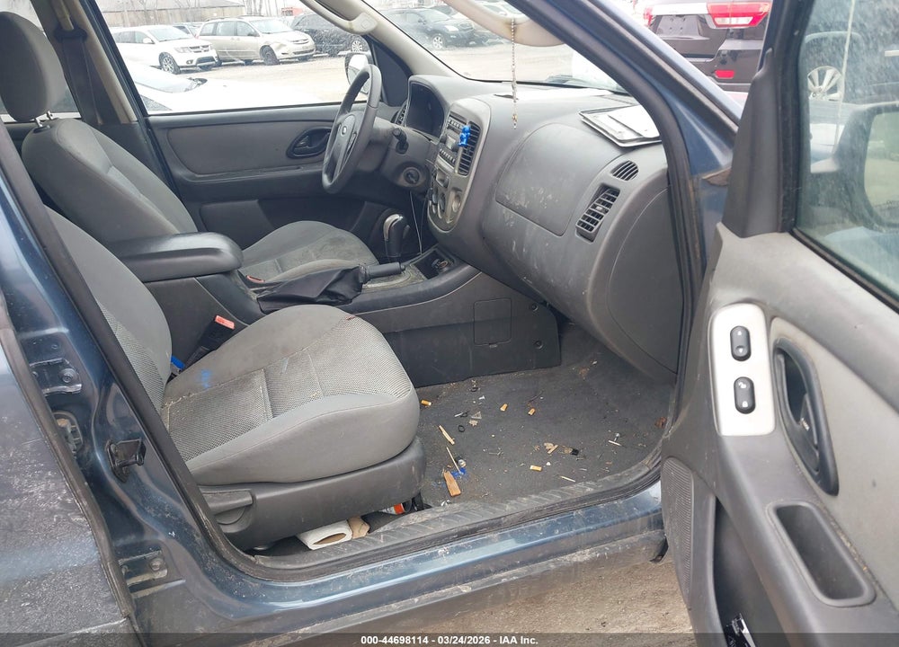2005 FORD ESCAPE XLT VIN: 1FMYU93175KA01864