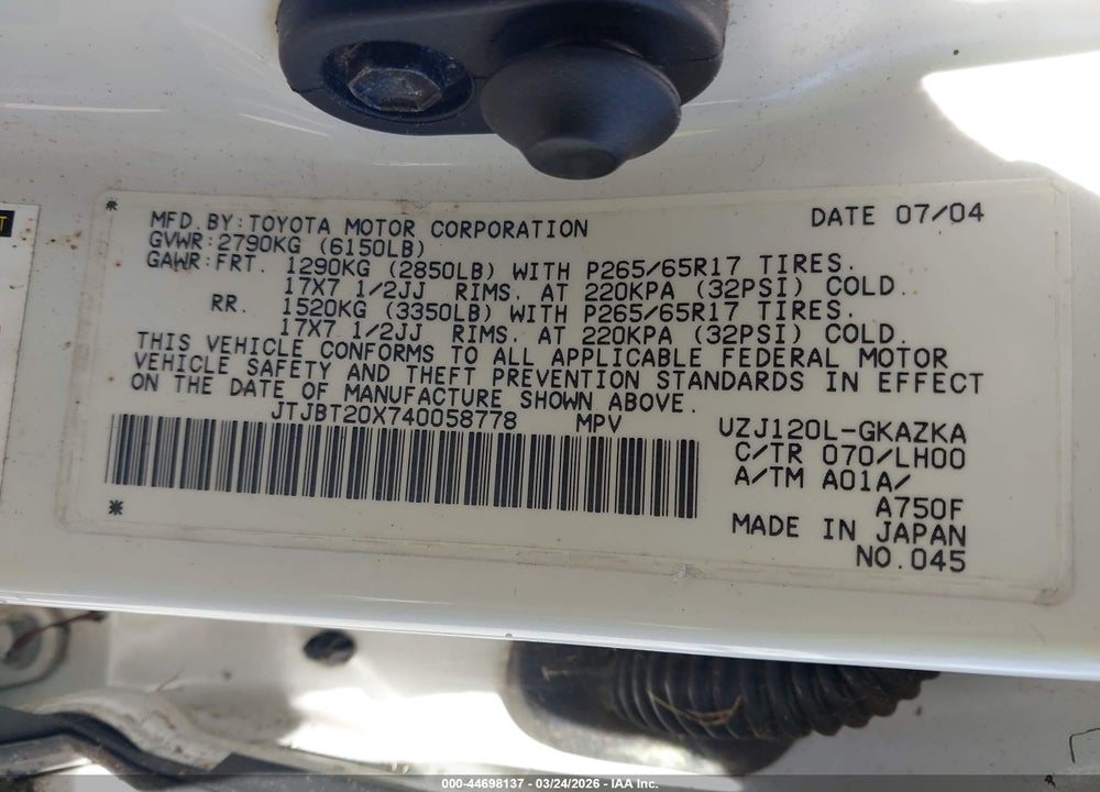 2004 LEXUS GX 470 VIN: JTJBT20X740058778