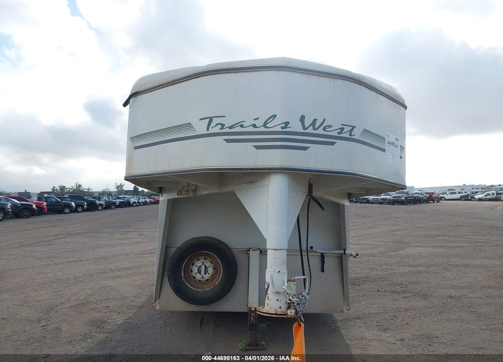 2000 TRAILS WEST MANUFACTURING TRAILER VIN: 49SH72024YP013289