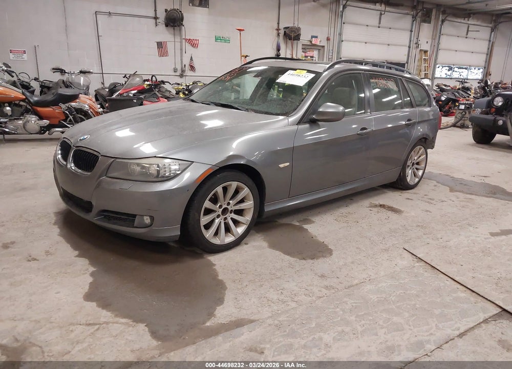 2010 BMW 328I XDRIVE VIN: WBAUU3C54AA540734