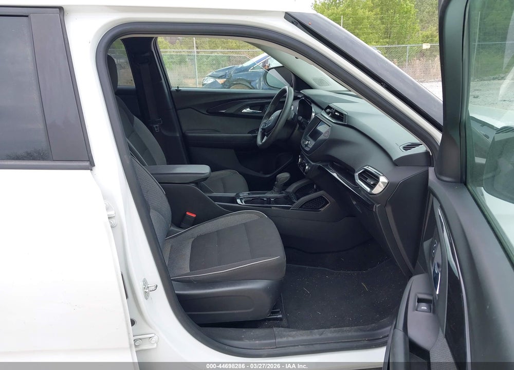 2022 CHEVROLET TRAILBLAZER FWD LT VIN: KL79MPSL8NB045921