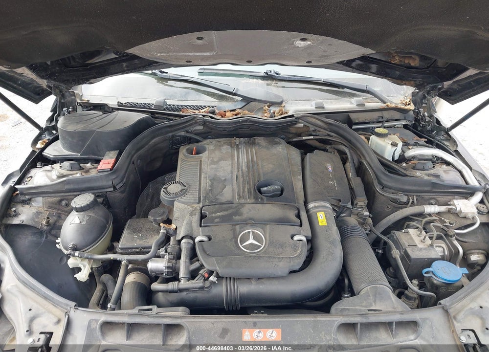 2012 MERCEDES-BENZ C 250 VIN: WDDGJ4HB5CF811664