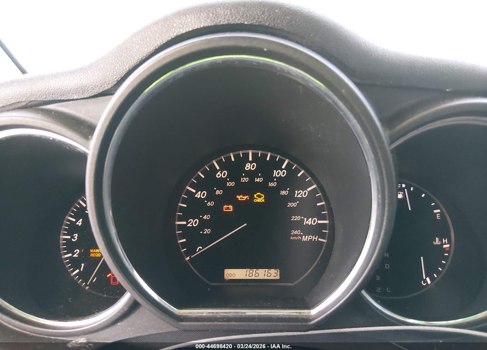 2004 LEXUS RX 330 VIN: 2T2HA31U84C039865