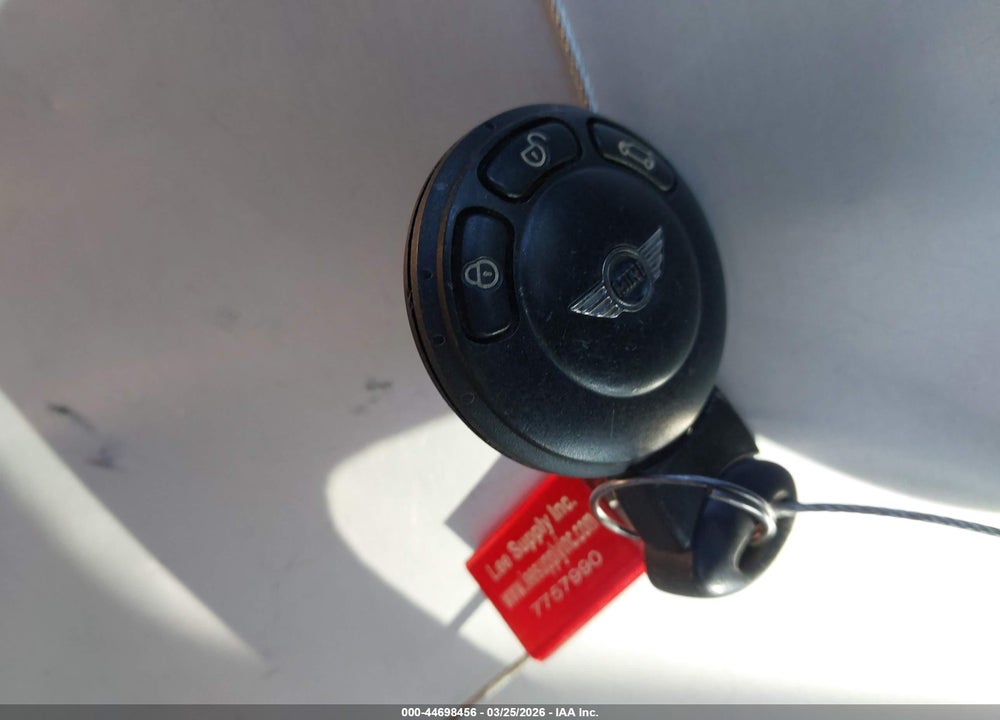2012 MINI COOPER S CLUBMAN VIN: WMWZG3C54CTY39077