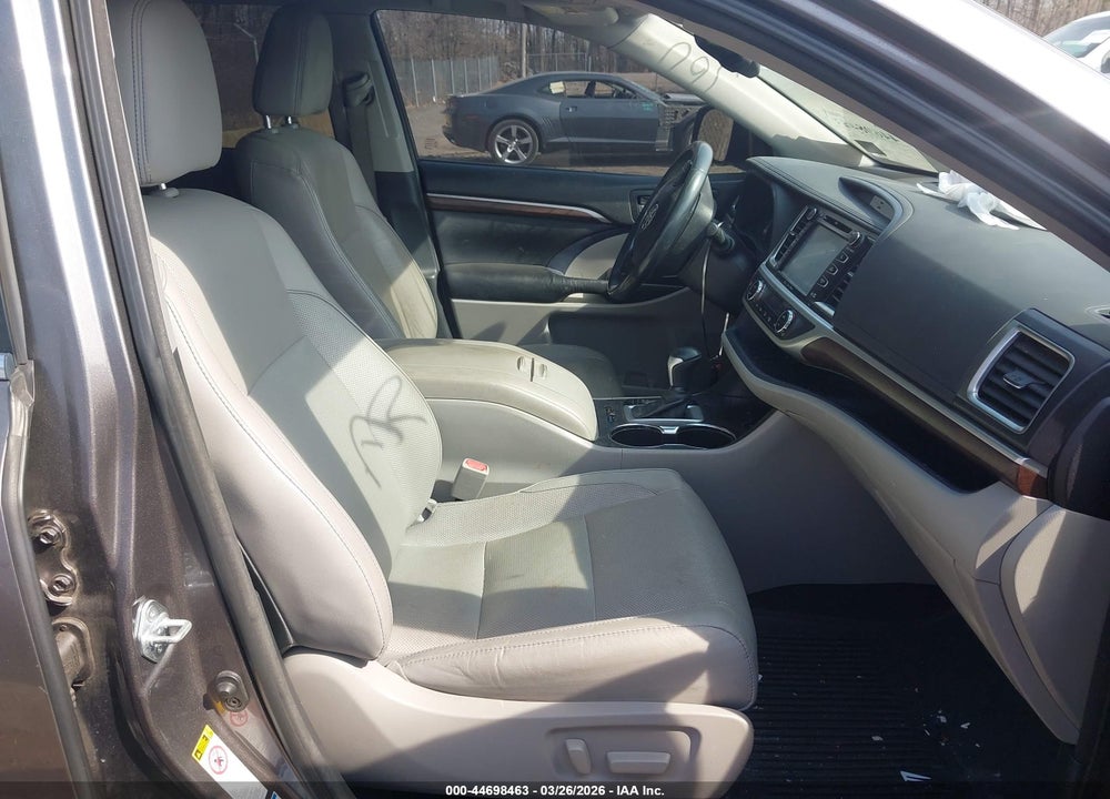 2016 TOYOTA HIGHLANDER LIMITED V6 VIN: 5TDDKRFH4GS264813