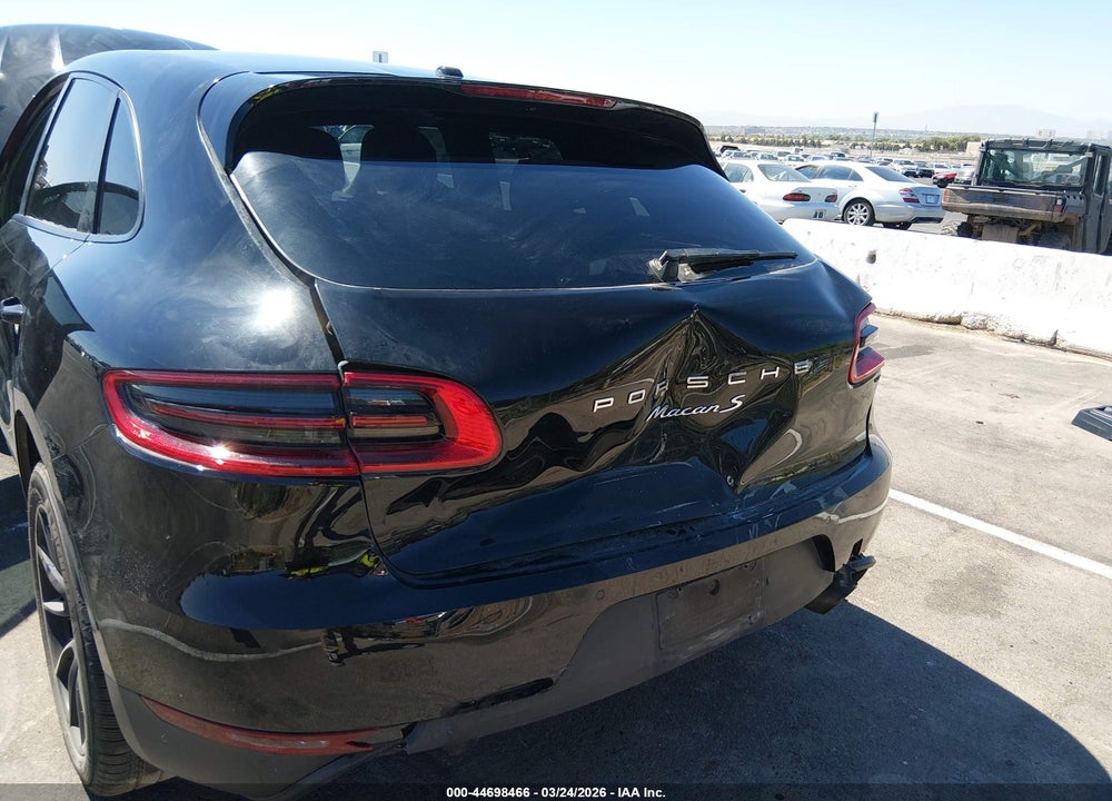 2015 PORSCHE MACAN S VIN: WP1AB2A5XFLB51910