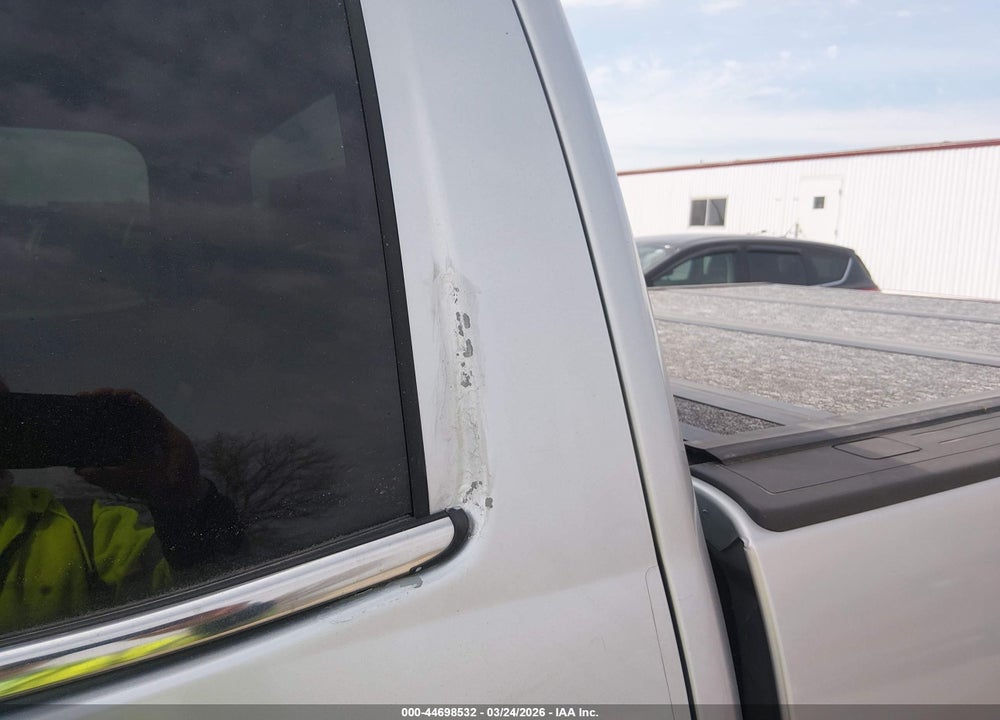 2014 GMC SIERRA 1500 SLE VIN: 3GTU2UEC7EG561465