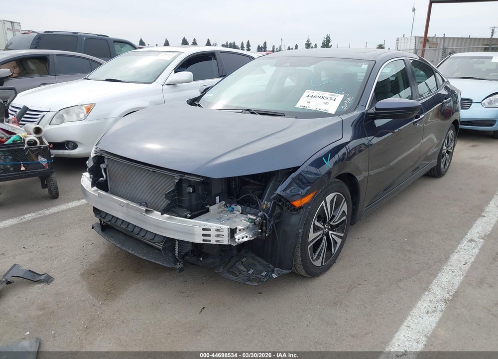 2018 HONDA CIVIC EX-L VIN: 19XFC1F81JE201371