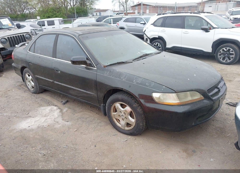 1998 HONDA ACCORD EX V6 VIN: 1HGCG1651WA073979