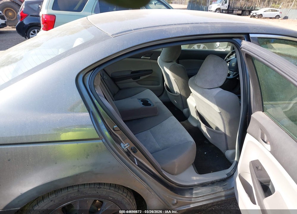 2010 HONDA ACCORD 2.4 LX VIN: 1HGCP2F37AA078052