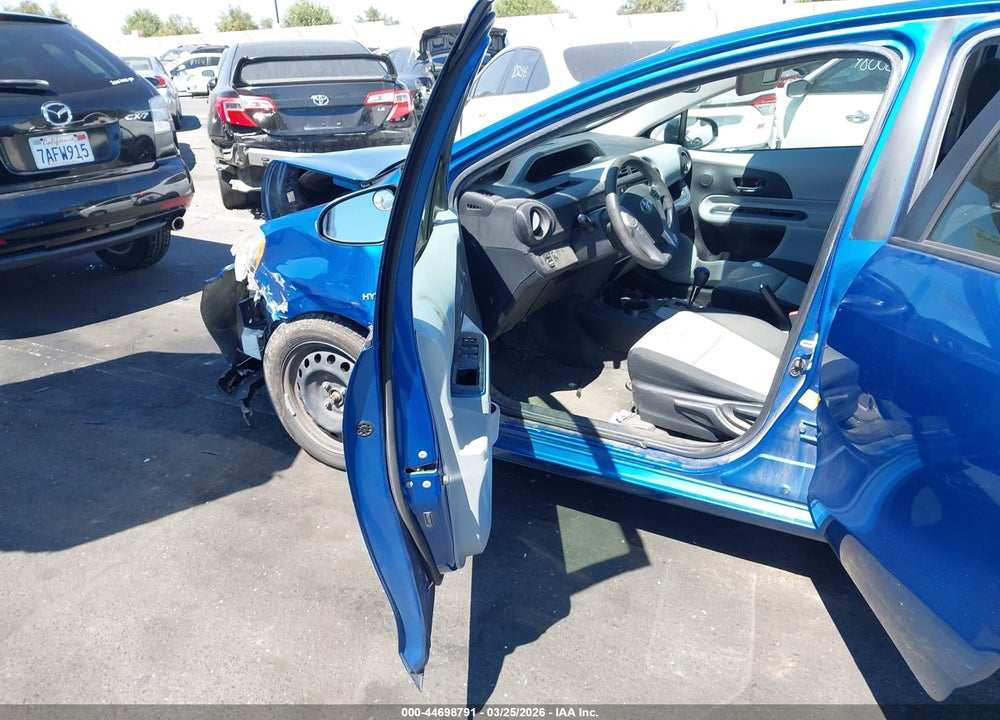 2012 TOYOTA PRIUS C THREE VIN: JTDKDTB3XC1514765