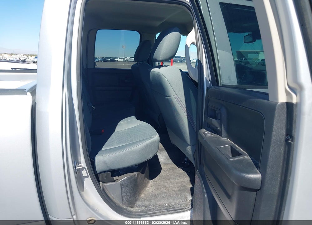 2016 RAM 1500 TRADESMAN VIN: 1C6RR6FM4GS375583
