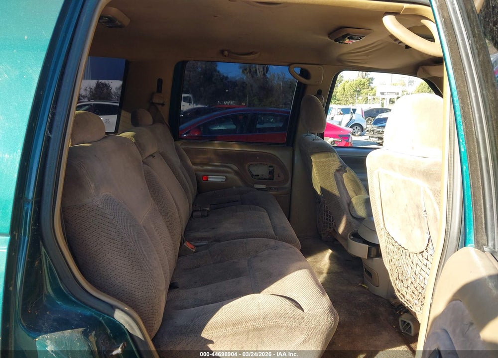 1995 CHEVROLET TAHOE K1500 VIN: 1GNEK13K6SJ362180