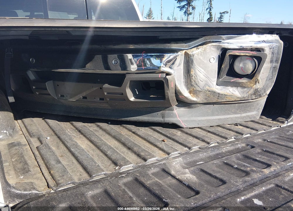 2015 GMC SIERRA 1500 SLT VIN: 3GTU2VEC7FG527386