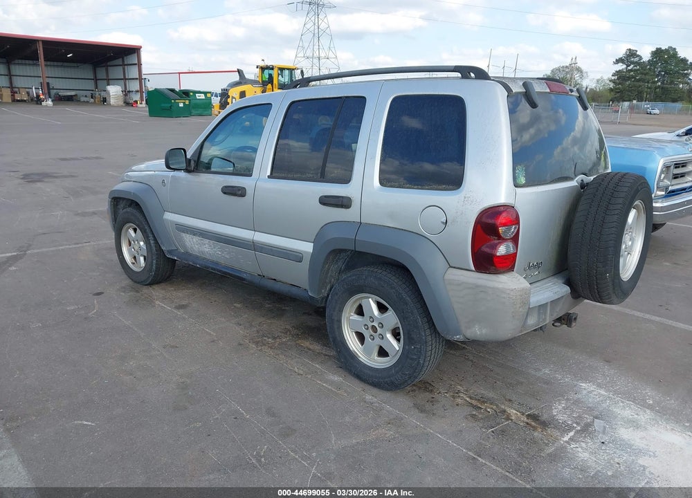 2005 JEEP LIBERTY SPORT VIN: 1J4GL48K55W528733