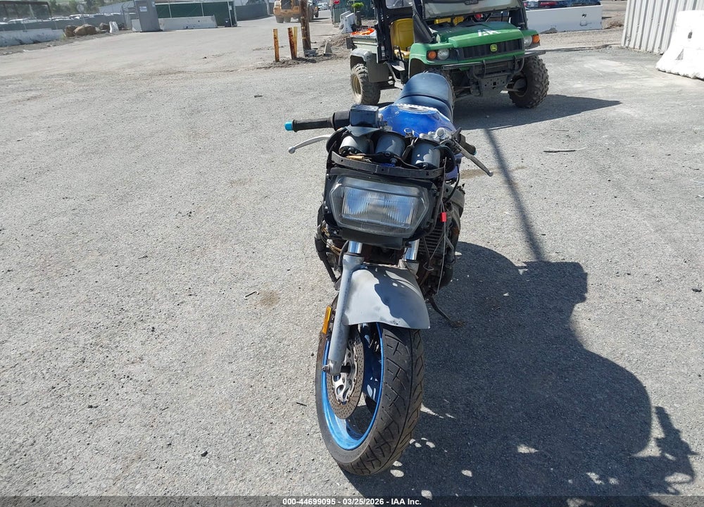 1989 SUZUKI GSX600 F VIN: JS1GN72A1K2101774
