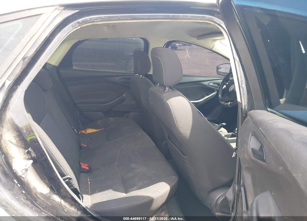 2016 FORD FOCUS S VIN: 1FADP3E20GL262740