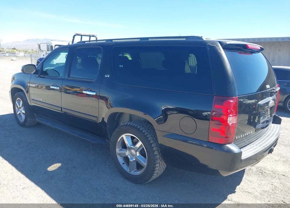 2008 CHEVROLET SUBURBAN 1500 LTZ VIN: 3GNFC16068G165810